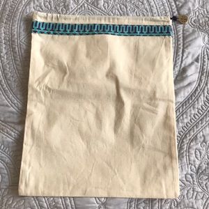 Two Tory Burch medium dust bags covers ! Last !